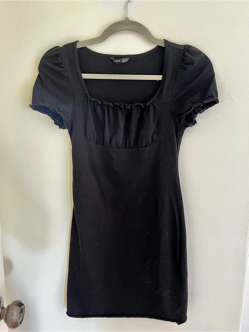 SHEIN Ruched Bust Lettuce Edge Solid Dress